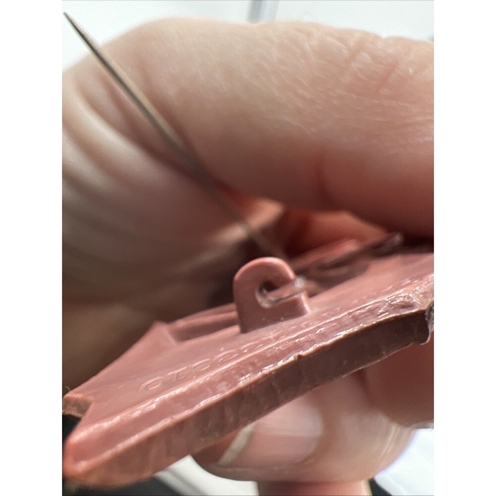 Vintage 1940s Copper Brown Horse Drawn Carriage Celluloid Brooch Pin C Clasp - Picture 7 of 9